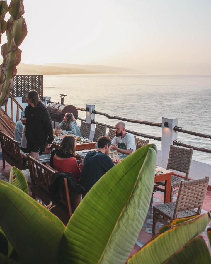 Hashpoint Surf Camp Hostel Taghazout Exterior photo
