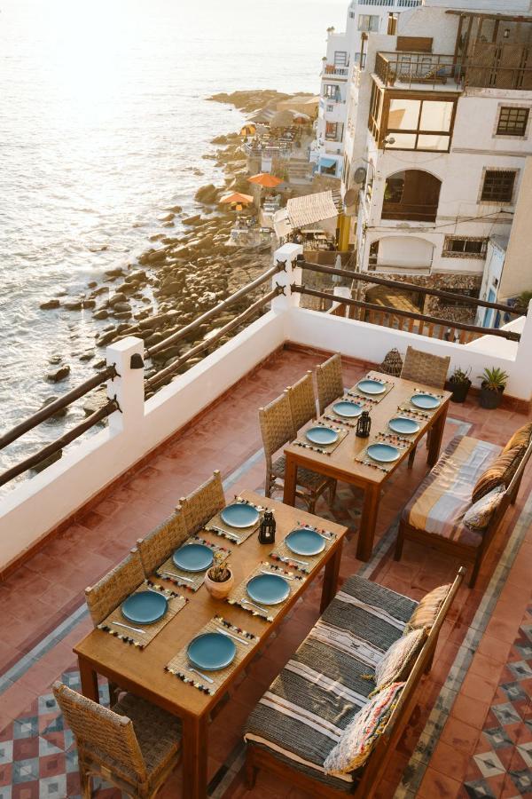 Hashpoint Surf Camp Hostel Taghazout Exterior photo