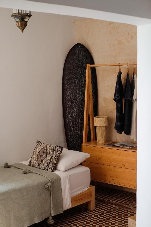 Hashpoint Surf Camp Hostel Taghazout Exterior photo