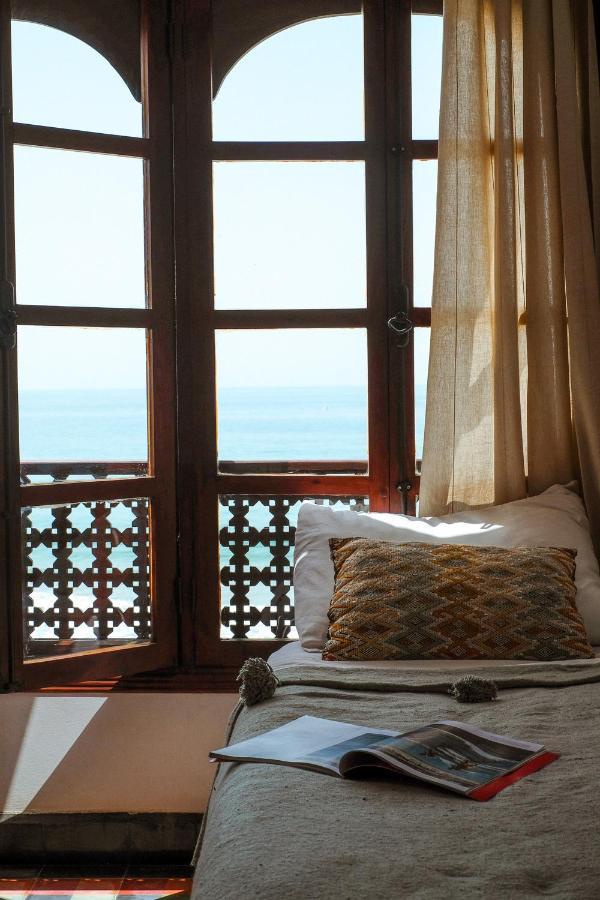 Hashpoint Surf Camp Hostel Taghazout Exterior photo