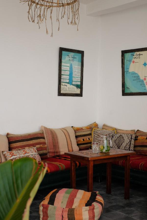 Hashpoint Surf Camp Hostel Taghazout Exterior photo