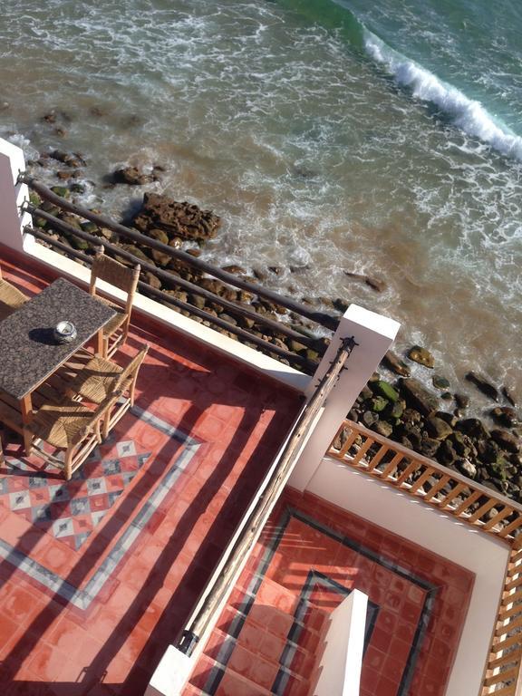Hashpoint Surf Camp Hostel Taghazout Exterior photo