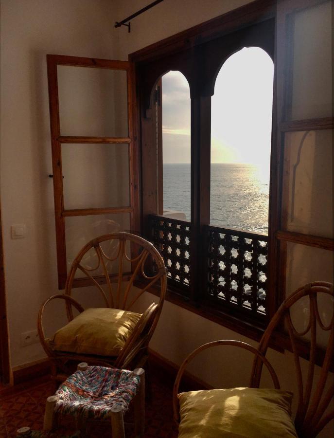 Hashpoint Surf Camp Hostel Taghazout Exterior photo